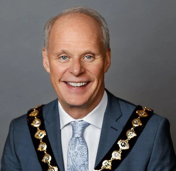 imgi 134 mayor carter 780x1094x0x0x780x760x1662827397 imgi 134 mayor carter 780x1094x0x0x780x760x1662827397